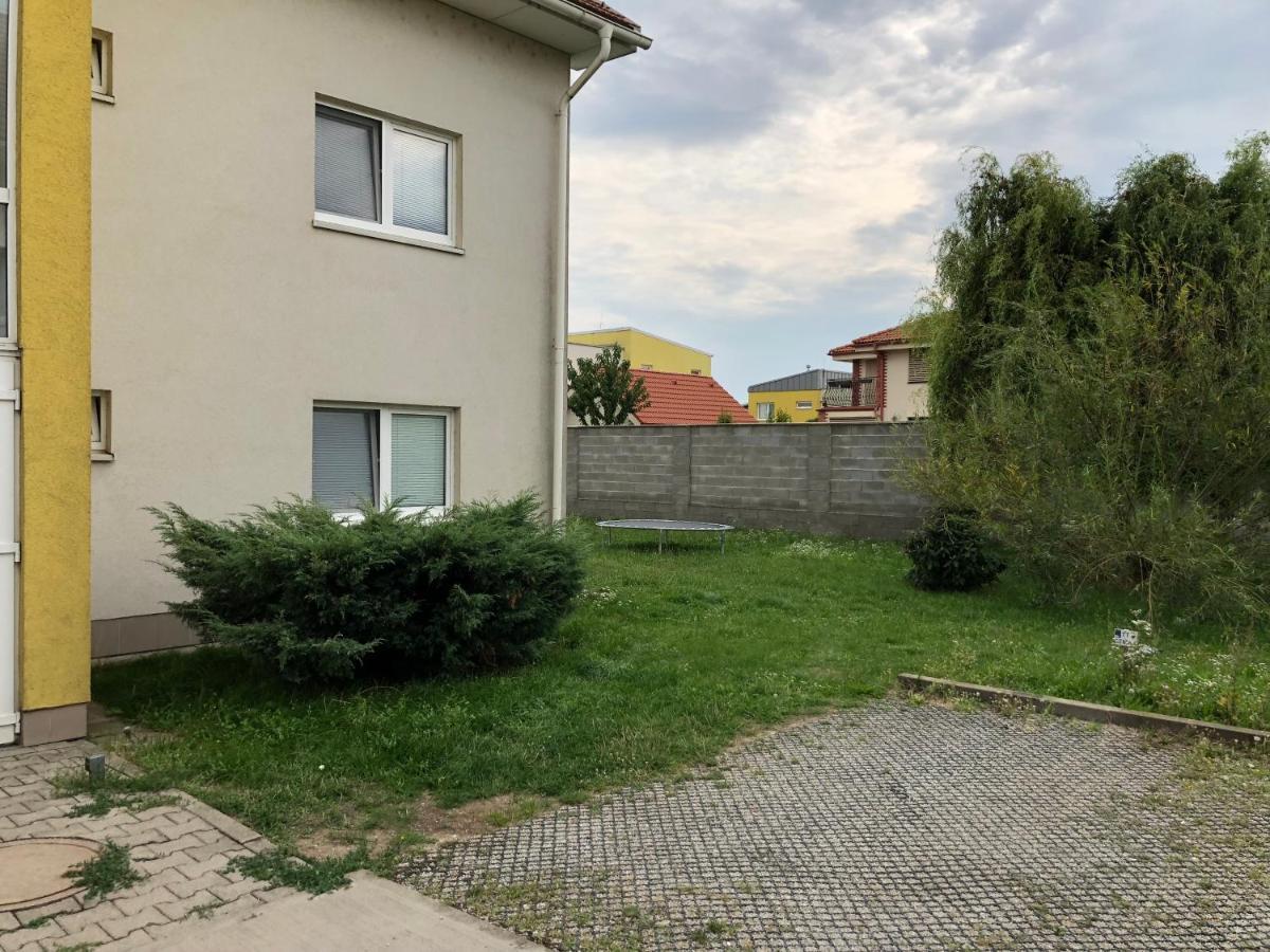 Apartman 501 Biely Kostol Экстерьер фото