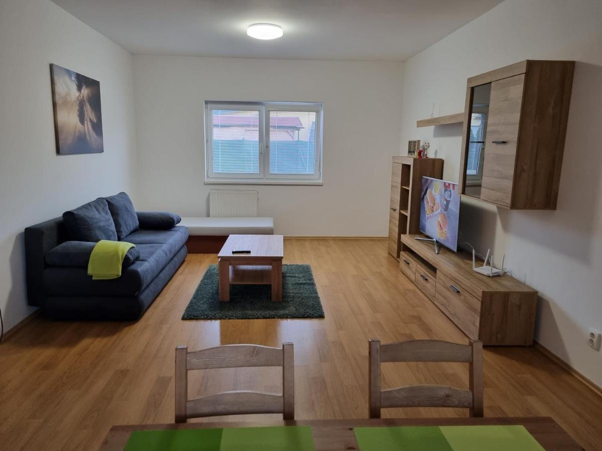Apartman 501 Biely Kostol Экстерьер фото